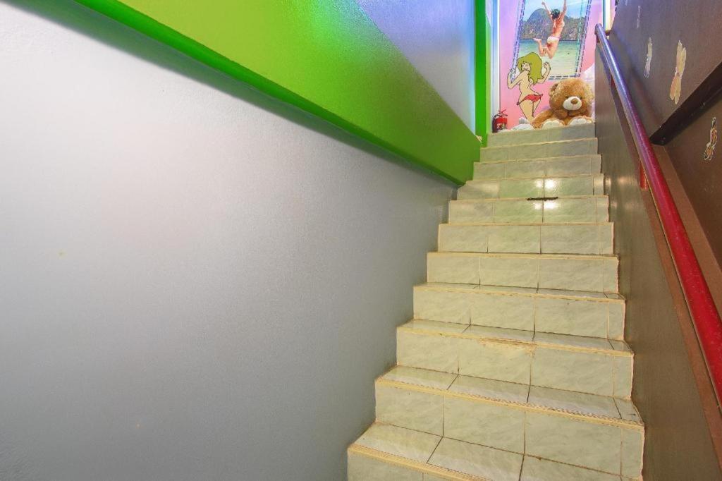 Oyo 586 I Hostel